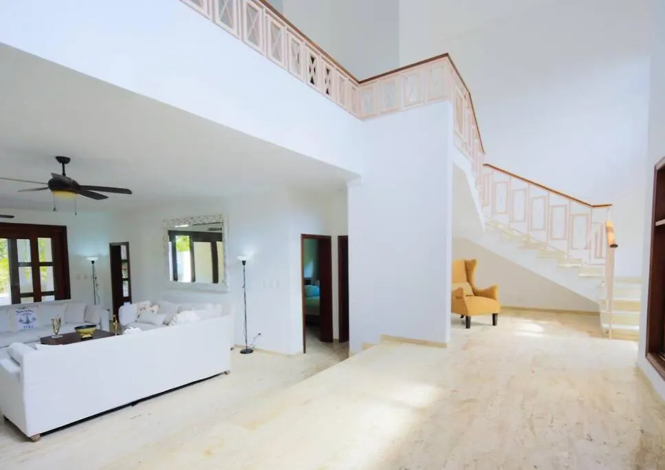 5 Bdr Pool Villa Golf Club Punta Cana